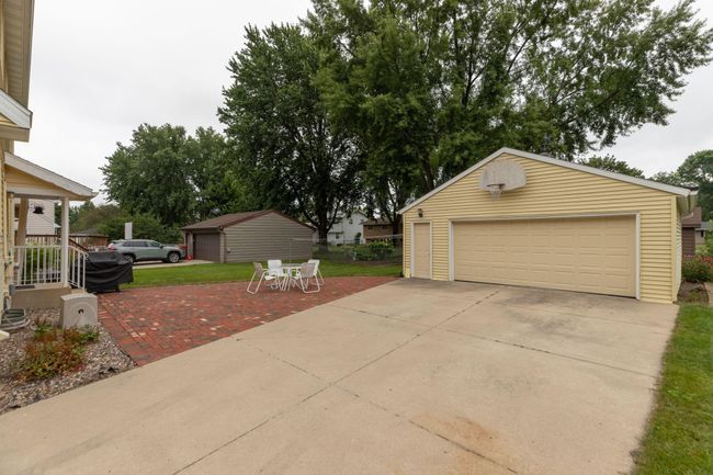 34-web-or-mls-34-Heated garage.jpg | Image 34
