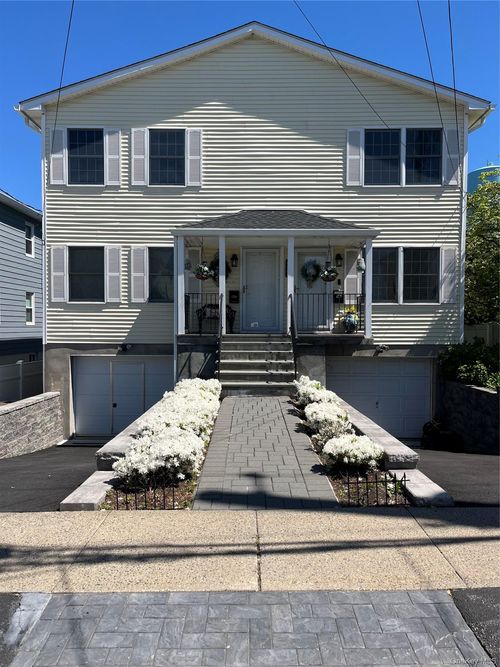 222 Lakeview Ave, West Harrison, NY, 10604-2044 | Card Image