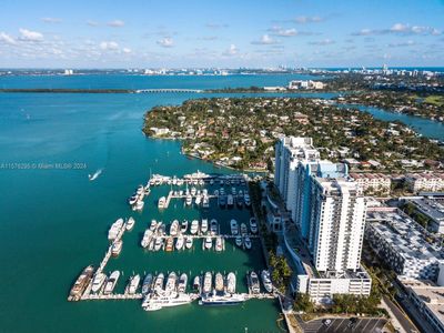 1605 - 1800 Sunset Harbour Dr, Condo with 1 bedrooms, 1 bathrooms and null parking in Miami Beach FL | Image 3