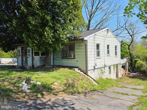 730 S Ridge Rd, DENVER, PA, 17517-8712 | Card Image