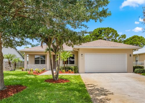 1365 38th Ave, Vero Beach, FL, 32960-2608 | Card Image