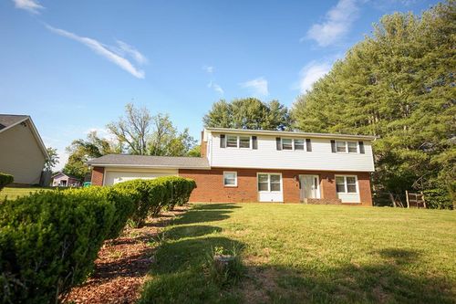 14011-14011 Stone Dr, Bristol, VA, 24202-4556 | Card Image