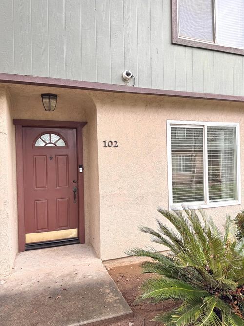 unit-102-1745 N Winery Ave, Fresno, CA, 93703-3596 | Card Image