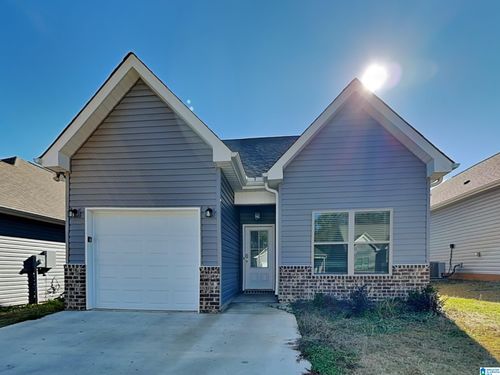 156 Park Dr N, Clanton, AL, 35045-3943 | Card Image