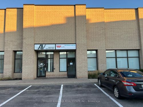 4-4060 Ridgeway Dr, Mississauga, ON, L5L5X9 | Card Image