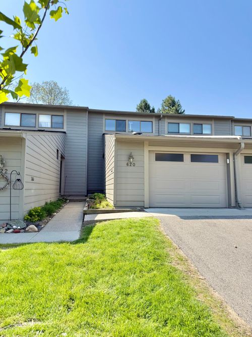 620 Watersedge Dr, Ann Arbor, MI, 48105-2515 | Card Image