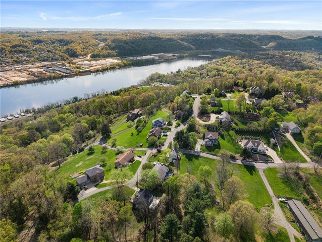 1503 Grandview Way, House other with 5 bedrooms, 3 bathrooms and 2 parking in Sewickley PA | Image 26