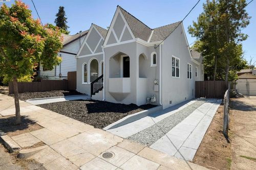2440 Monticello Ave, Oakland, CA, 94601-5543 | Card Image