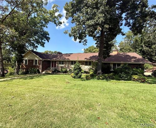 2035 King Rd, Poplar Bluff, MO, 63901-2742 | Card Image