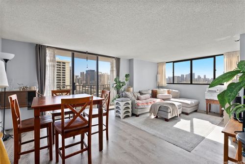 1104-2222 Citron St, Honolulu, HI, 96826-2857 | Card Image