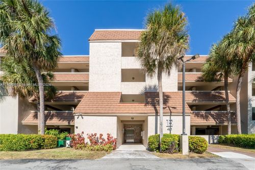 5-491 Ives Dairy Rd, North Miami Beach, FL, 33179-5485 | Card Image