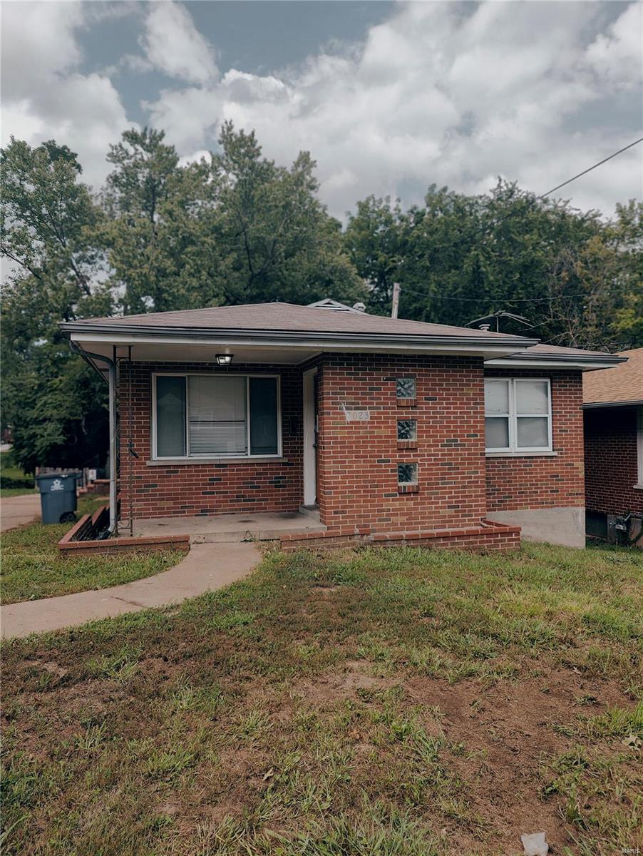 Theodore Ave, Saint Louis, MO 63136