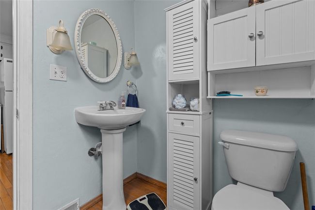 118 Ford St, House other with 2 bedrooms, 1 bathrooms and 1 parking in Tarentum PA | Image 13