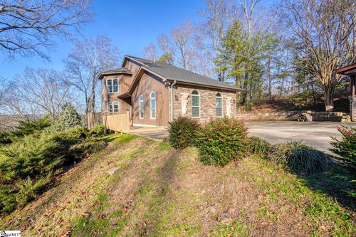 118 Sunset Dr, Inman, SC, 29349-7121 | Card Image