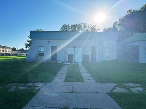 402 Nw 3rd St, Lawton, OK, 73507-7094 | Card Image