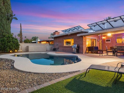 8901 E Bellevue Street, Tucson, AZ, 85715 | Card Image