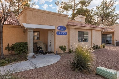 1019-2851 S Valley View Blvd, Las Vegas, NV, 89102-0133 | Card Image