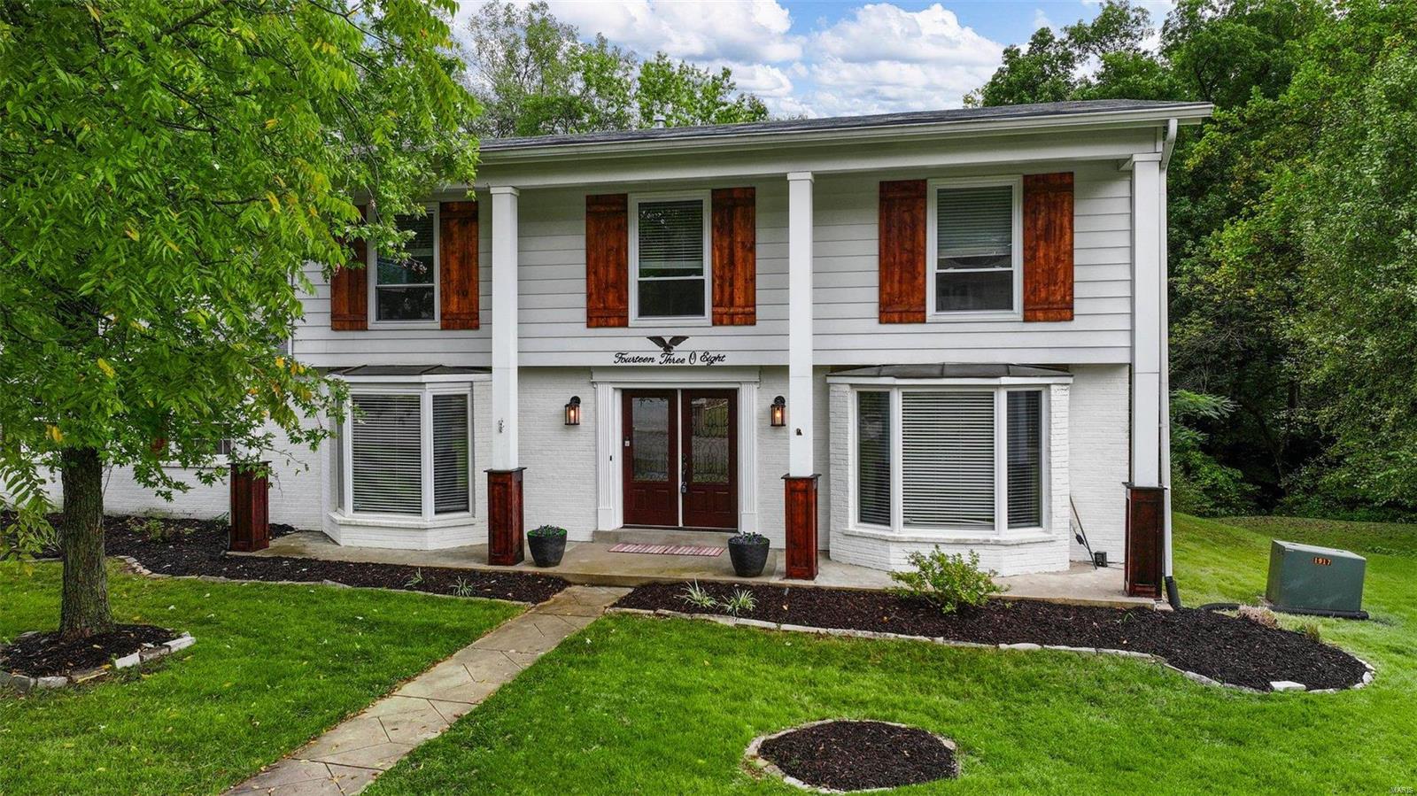 Millbriar Cir, Chesterfield, MO 63017