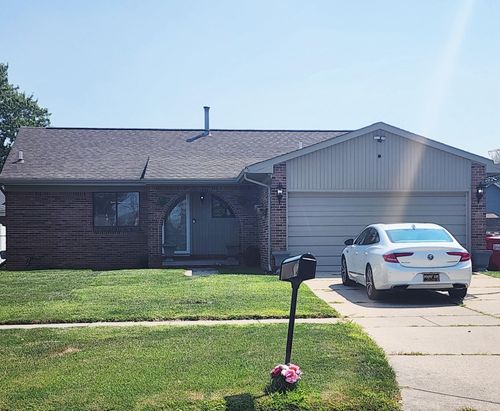 46462 Plum Grove Dr, Macomb, MI, 48044-4619 | Card Image
