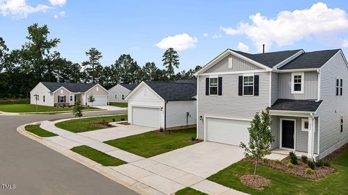 sutton-w-basement-713 Hough Pond Ln, Fuquay-Varina, NC, 27526-3247 | Card Image