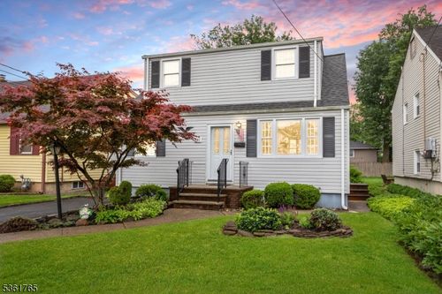 541 Spruce Ave, Garwood, NJ, 07027-1221 | Card Image