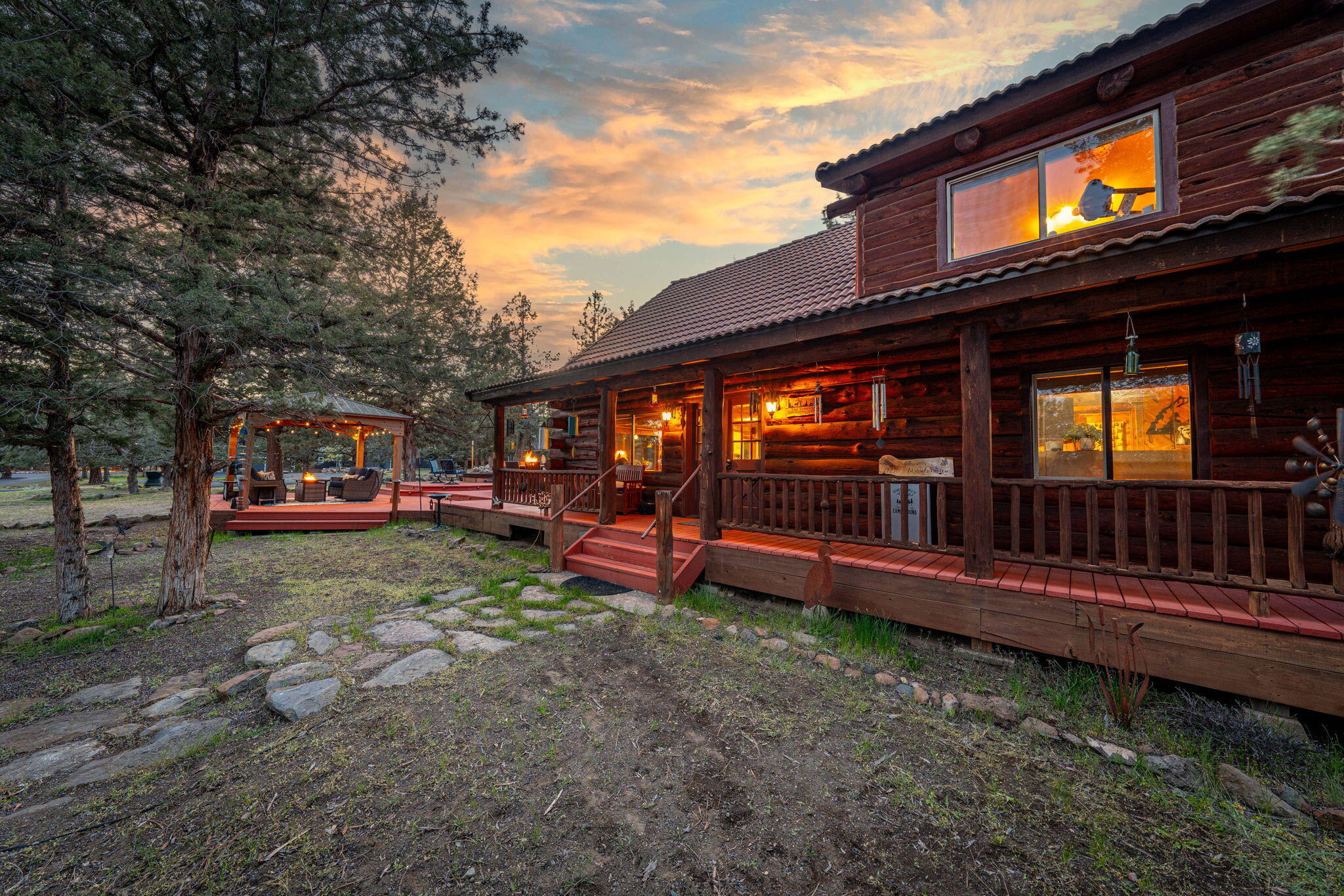 Mountain View Rd, Sisters, OR 97759