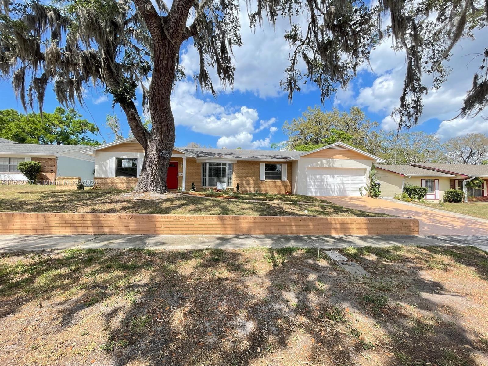 Hollow Oak Rd, Orlando, FL 32808