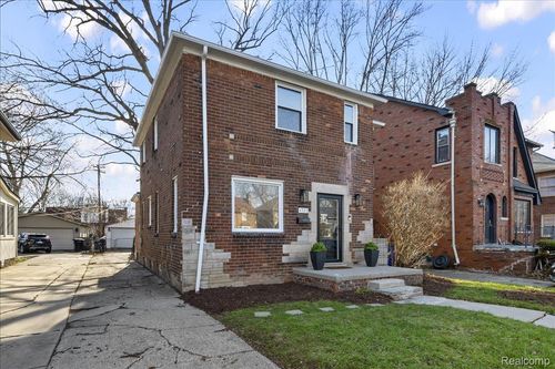 4323 Kensington Ave, Detroit, MI, 48224-2736 | Card Image