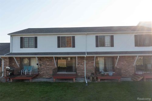 apt-44-125 Cuttle Rd, Marysville, MI, 48040-2044 | Card Image