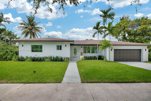 20 Ne 104th St, Miami Shores, FL, 33138-2027 | Card Image