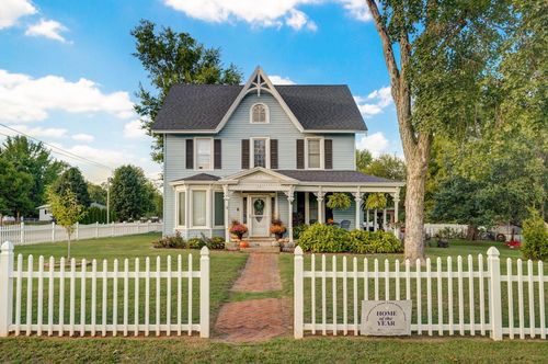315 W Washington, Marionville, MO, 65705-9352 | Card Image