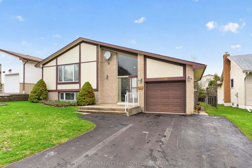 790 Old Colony Road, Kingston, ON, K7P1E7 | Card Image