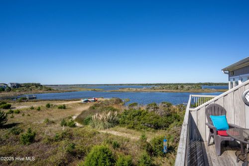 113 Summer Place Dr, N Topsail Beach, NC, 28460-8253 | Card Image