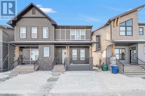 1625 Chinook Gate Dr Sw, Airdrie, AB, T4B5J4 | Card Image