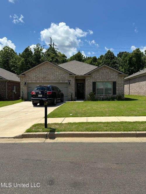 8781 Mary Frances Dr, Southaven, MS, 38671-2508 | Card Image