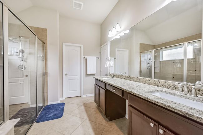 2012 Post Oak Ct, House other with 4 bedrooms, 2 bathrooms and 3 parking in Pearland TX | Image 20