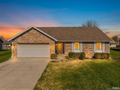 1901 N Oriole Dr, Muncie, IN, 47304-2896 | Card Image