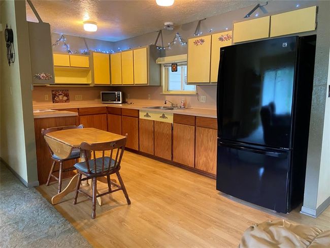 Plenty of storage in the kitchen | Image 17