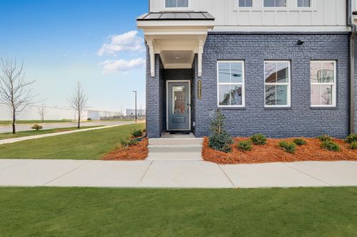 3398 Aberdeen Row, Chattanooga, TN, 37410-2438 | Card Image