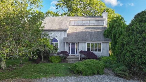 262 Wood Hill Rd, Narragansett, RI, 02882-4063 | Card Image