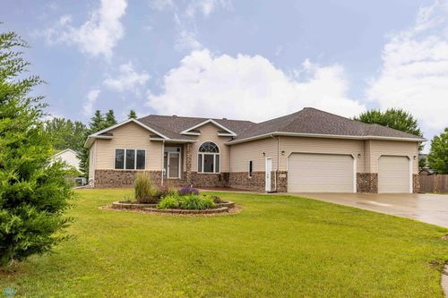1922 33rd St S, Moorhead, MN, 56560-3952 | Card Image