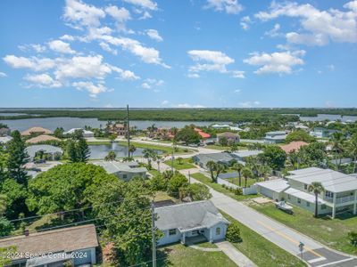 1000 S Orlando Avenue, House other with 3 bedrooms, 2 bathrooms and null parking in Cocoa Beach FL | Image 2