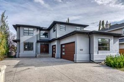 5 Aspen Ridge Cres Sw, House detached with 5 bedrooms, 2 bathrooms and 6 parking in Calgary AB | Image 1