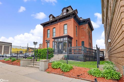 20 S 1st Ave, Marshalltown, IA, 50158-5014 | Card Image