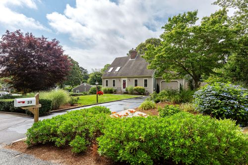 33 Clinton Dr, Yarmouth Port, MA, 02675-2075 | Card Image