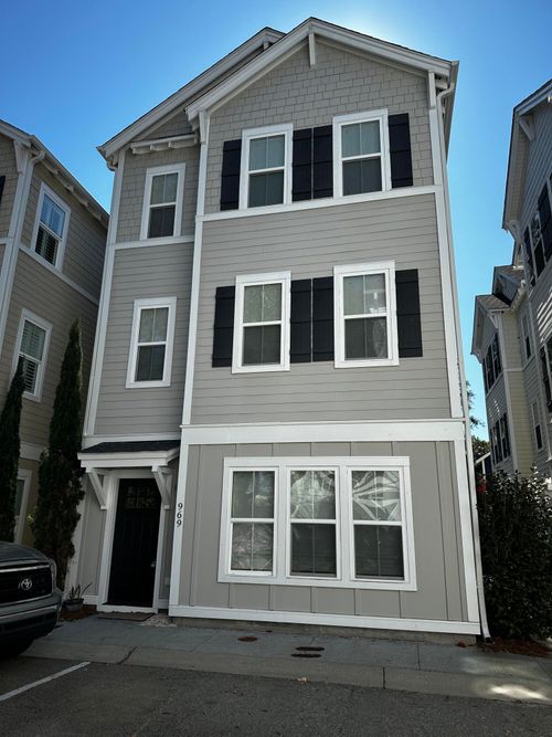 969 Warrick Oaks Ln, Mount Pleasant, SC, 29464-5530 | Card Image
