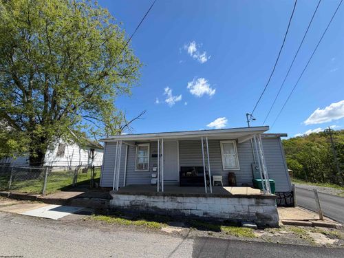1300 Goff Ave, Clarksburg, WV, 26301-1912 | Card Image