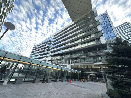 818-39 Queens Quay E, Toronto, ON, M5E0A5 | Card Image