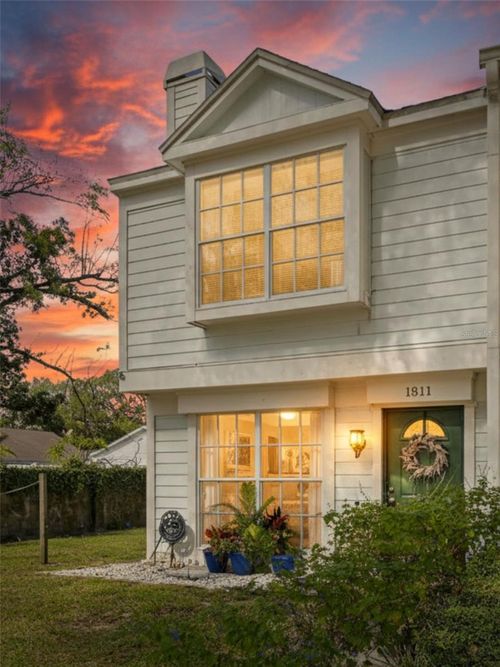 1811 Mill Run Cir, TAMPA, FL, 33613-4160 | Card Image