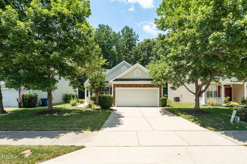 7807 Braefield Drive, Raleigh, NC, 27616 | Card Image